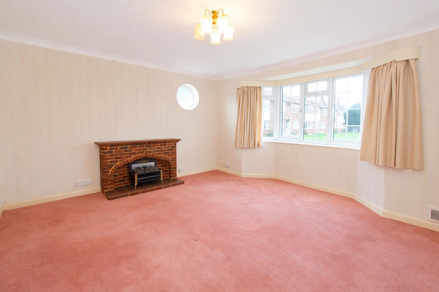 2 bed property in Hemingford Road, Sutton